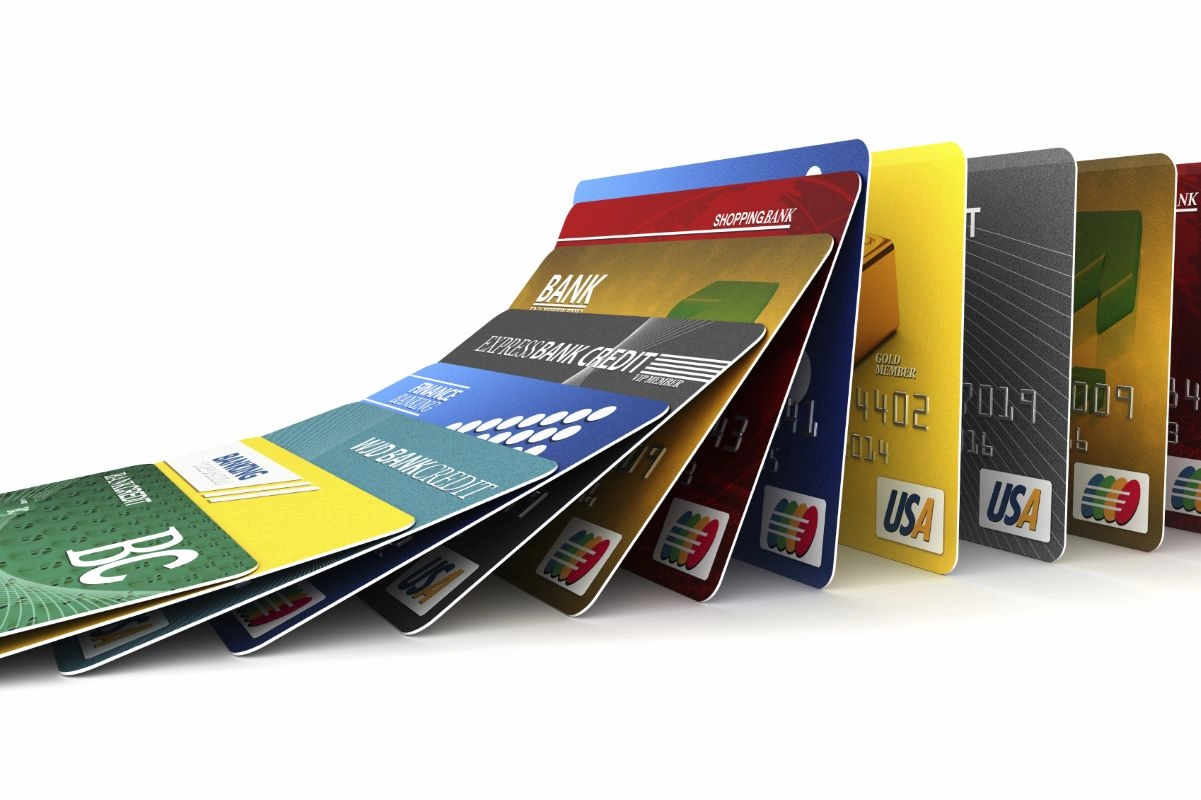 Visa i Masterkad produljuju ograničenje naknada za strance u EU